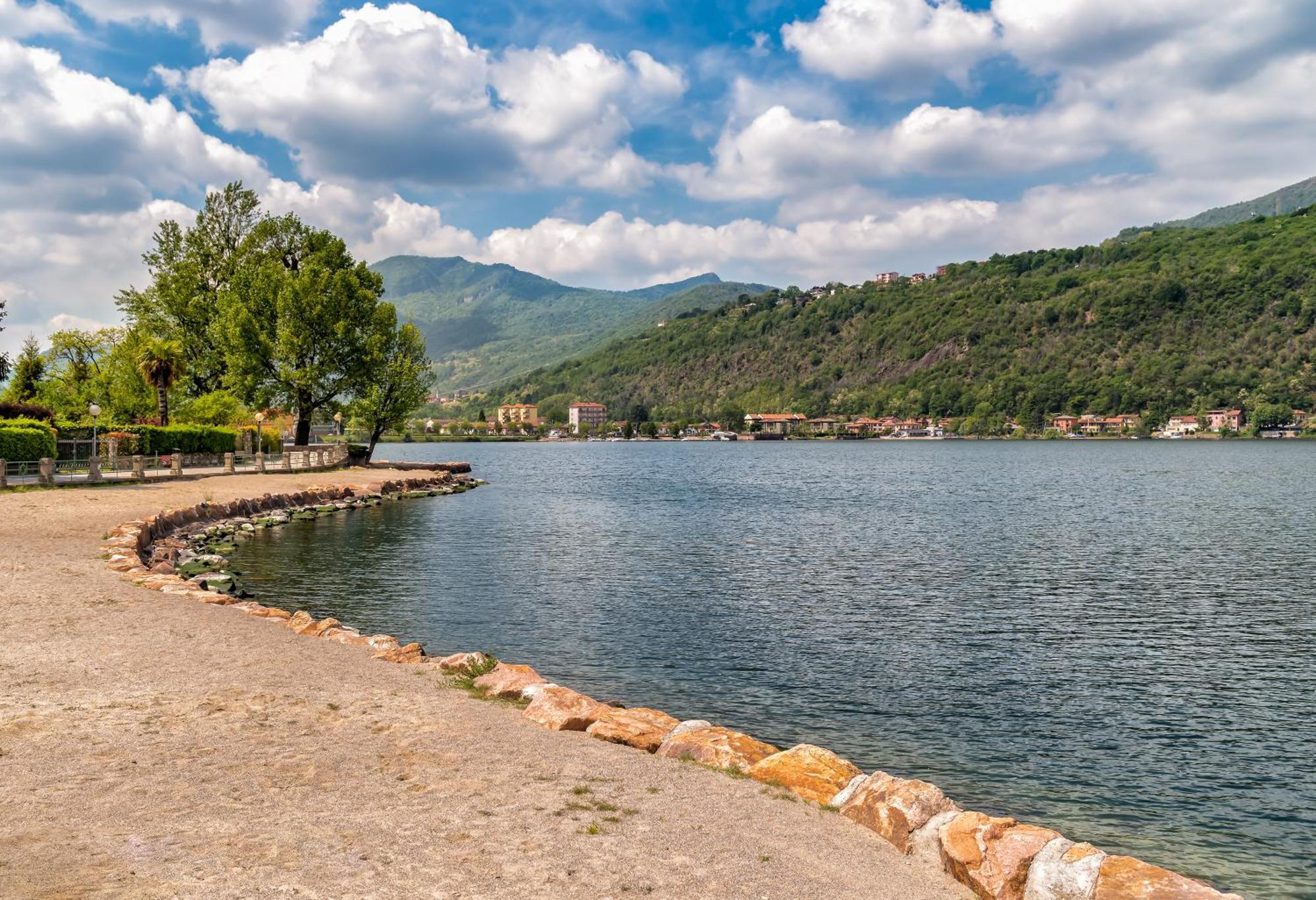 Residenza Lago Sereno Porto Ceresio Exterior foto